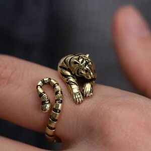 Tiger Open Ring